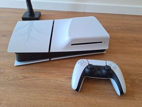 PlayStation 5  + 2x bezdratove kontroleri + original krabica - 5