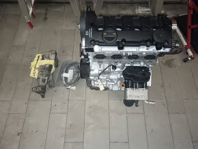 MOTOR BVX  2.0 fsi 110KW 4 MOTION - 5