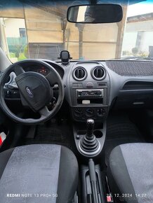 Ford fiesta - 5