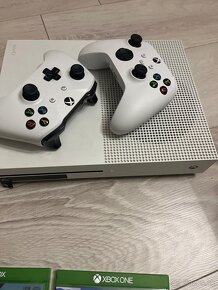 X-box one S - 5