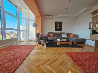 3,5 IZBOVÝ KOMPLET ZARIADENÝ BYT (110m2) V RD, BA- St. Mesto - 5