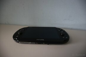 Predám PS VITA Slim - 5