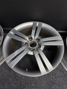 Alu SEAT LEON 5x112 18” 1P0601025D - 5