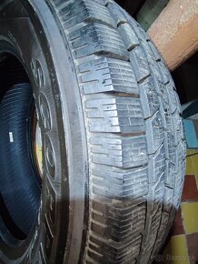 215 70 R16 Pirelli sZimné pneu - 5