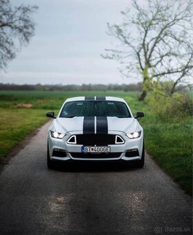 Ford Mustang 3.7 V6 - 5