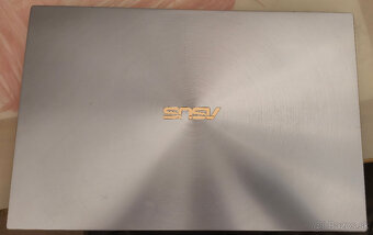 Asus ZenBook 14" - 5