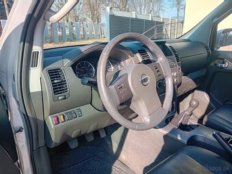 Predám Nissan Patfinder 2.5 dCI MT6 7- miestny - 5