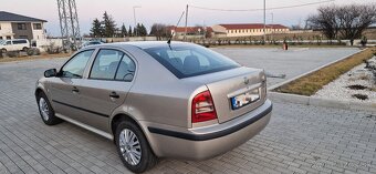 Predam Škodu Octaviu Tour 1.9 TDI .66 kw .Diesel Rok 2005 - 5