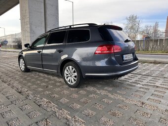 Volkswagen Passat B7 Variant 2.0TDI 103Kw dsg - 5