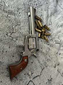 Revolver RUGER Super Blackhawk 44 - 5