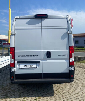 PEUGEOT BOXER 2,2 BlueHDI 180k MT6 Van 3,5t | L4H2 - 5