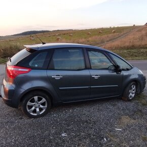 Predám Citroen C4 Picasso 1.6. Hdi - 6