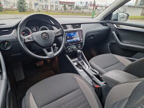 Octavia Combi 2,0 TDI Scout 135kW 4x4 Top stav - 6