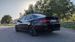 Honda Accord 2.0 Vtec - 6