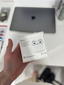 AirPods 3. Generácie - 6