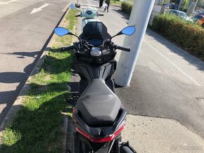 APRILIA SR GT 125 ABS E5 REPLICA - zľava 500 € - 6