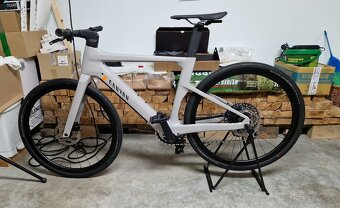 Canyon Roadlite: ON CF 9 LTD - 6