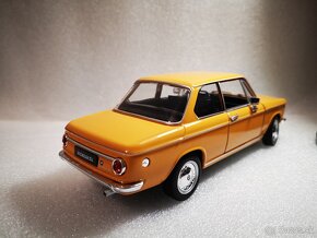 Predám nový kovový model auta BMW 2002 ti , 1:24 - 6