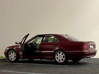 1:18 Mercedes-Benz S-Class (W220) - Burgundy - MAISTO - 6