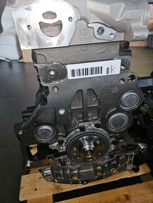 MOTOR CUPA 2,0 TDI BLOK + HLAVA NOVY 0 KM - 6