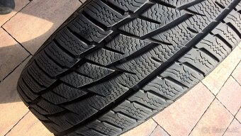 ZIMNÉ 205/55 R16 91H  4 ks MATADOR 6 mm a 4 ks BARUM 5-5,5mm - 6