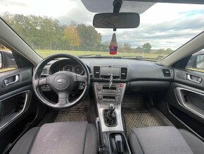 Subaru Outback 2.5i 4x4 - 6