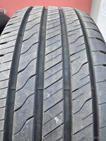 Predám 2 pneu GOODYEAR EfficientGrip 2 SUV 235/50 R19 103V - 6