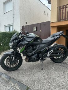 Kawasaki Z800 - 6