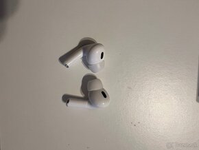 AirPods - 6