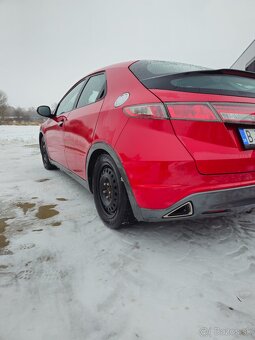 Honda Civic 1.8 i-VTEC 2009 - 6