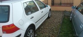 VW Golf Candy White 1.6 - 6