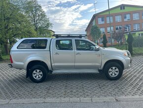 Toyota Hilux 2,5D4D - 6