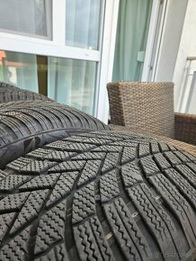 Predám zimné pneumatiki 255/55 R19 - 6