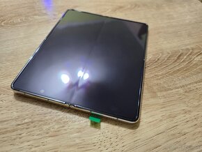 Samsung galaxy Fold 4 256gb v top stave bez znamok pouzivani - 6