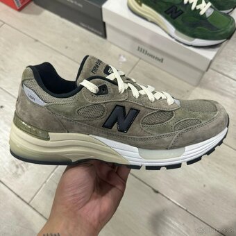 NEW BALANCE MYSTERY BOX - 6