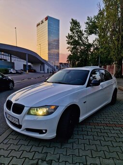 BMW 318D - 6