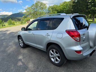 Toyota Rav4 2.2 4x4 - 6