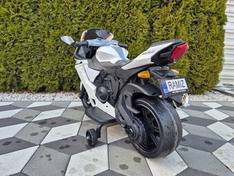 ⏩ Detská elektrická Motorka R1 Superbike - 6