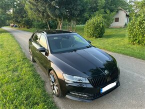 Škoda Superb Combi 2.0 TDI SCR Sportline 4x4 DSG - 6