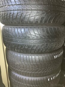 Zimné pneu 235/55R19 viem aj prezuť - 6