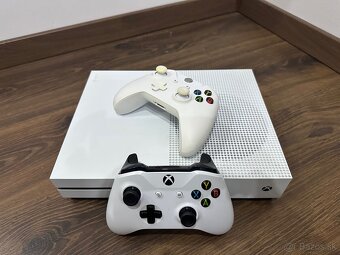 Xbox One S 1TB White - 6