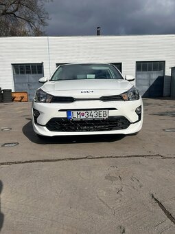 KIA RIO 2021 - 6