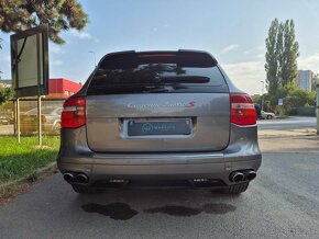 Predám  Porsche Cayenne Turbo Tiptronic - 6