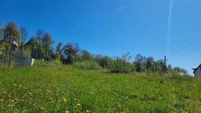 Slnečný pozemok stavebný 1062 m2, atraktívne miesto, pre - 6