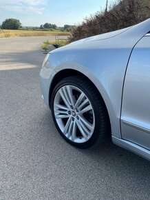 Škoda SuperB 2.0 TDI DSG -// F1 Riadenie, Navi, Bi-Xenon -// - 6