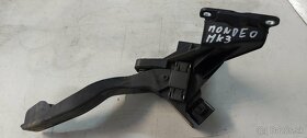 Ford mondeo mk3 plynovy pedal - 6