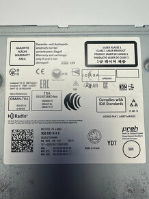 Predam navigacny system SKODA AMUNDSEN + darcek - 6