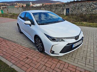 TOYOTA COROLLA 1.5 DYNAMIC FORCE  AUTOMAT - 6