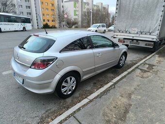 Opel astra gtc - 6