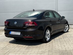 Volkswagen Passat 2.0 TDI Business 4Motion DSG - 6